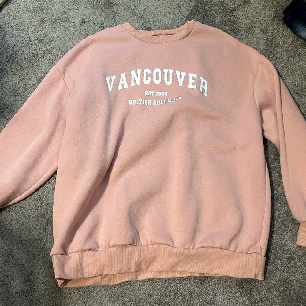 Women’s crewneck